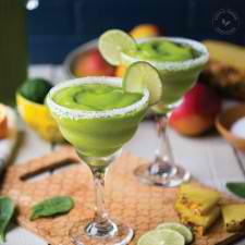 TROPICAL MANGO-RITA GREEN SMOOTHIE